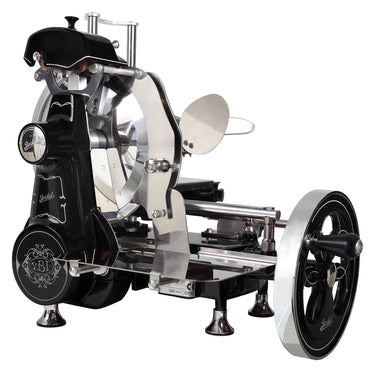 Elegante Berkel Schneidemaschine B2 aus Edelstahl, perfekt für präzises Schneiden von Wurst, Fleisch und Käse – hochwertige Verarbeitung und klassisches Design.