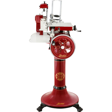 Die Berkel B3 im klassischem Rot ist die professionelle Aufschnittmaschine mit Schwungrad, die auch für intensive Schneidanforderungen geeignet ist.