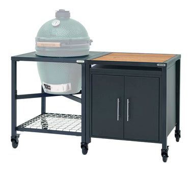 Big Green Egg Set mit stabilem Untergestell und praktischem Cabinet für Zubehör.