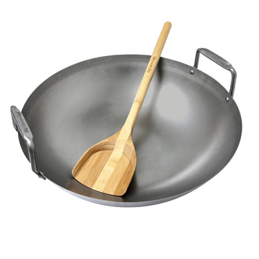 Mit dem Grill-Wok aus Kohlenstoffstahl mit Bambusspatel steht Ihnen die gesamte kulinarische Welt offen.
