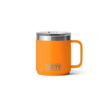 Die Rambler Tasse 10 Oz in King Crab hält Getränke heiß oder kalt und kommt mit einem stabilen Deckel.