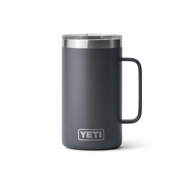 Der Rambler Krug 24 Oz in Charcoal ist isoliert, stabil und ideal für den Campinggebrauch.