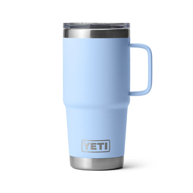 Travelmug von Yeti mit 20oz Füllmenge in der limitierten Farbe Big Sky Blue