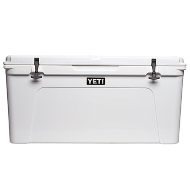 Tundra 125 von YETI – die perfekte Wahl für längere Reisen mit viel Stauraum.