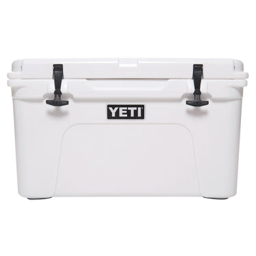 Tundra 45 in White – perfekte Kühlbox für Outdoor-Fans, hält Ihre Vorräte unter extremen Bedingungen frisch.