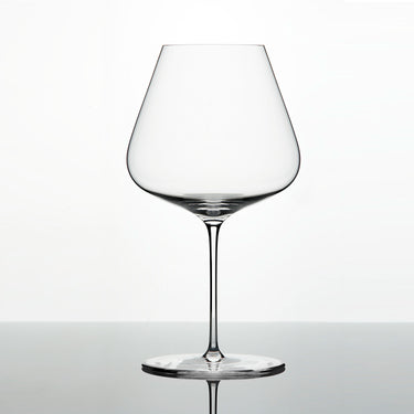 Zalto Burgunder Glas für kraftvolle Weine mit über 13% Alkohol.