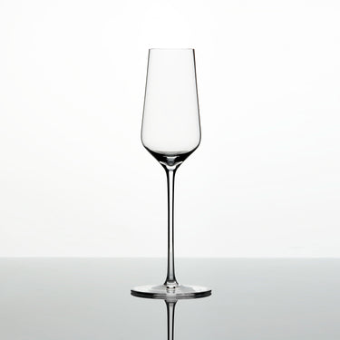 Zalto Digestiv Glas für feine Destillate und Liköre mit harmonischem Duft.