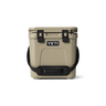 YETI Roadie 24 Kühlbox mit geschlossenem Deckel und Tragegriff