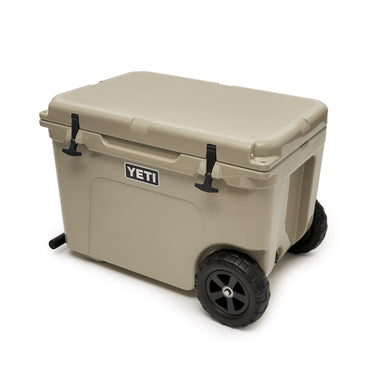 Tundra Haul Tan von YETI – robust und leicht zu transportieren.