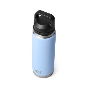 Rambler Flasche von Yeti mit 26oz Füllmenge in der limitierten Farbe Big Sky Blue
