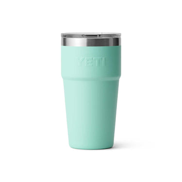 Rambler stapelbarer Becher 20 Oz in Seafoam mit praktischer Größe.