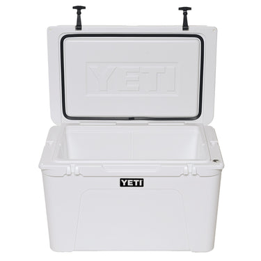 Tundra 105 White von YETI – perfekt für Boot und Pickup, mit weniger Platzbedarf.