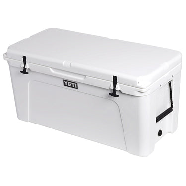 Tundra 125 von YETI – die perfekte Wahl für längere Reisen mit viel Stauraum.