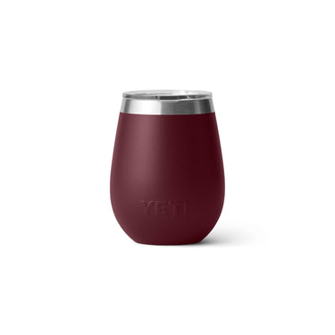 Rambler 10 Oz Wine Tumbler in Wild Vine Red – lebendige Farbe für besondere Momente.