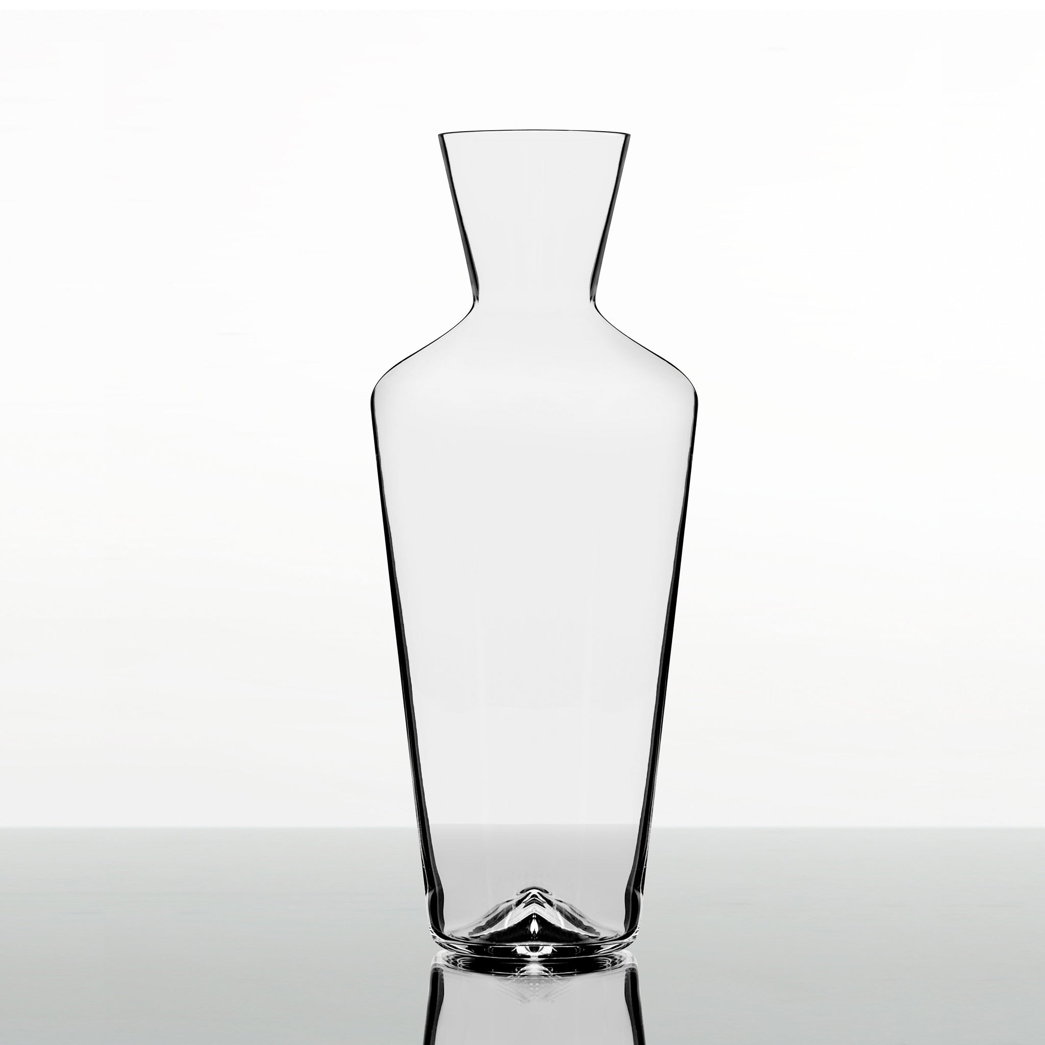 Zalto Karaffe No. 150 mit schlankem Design und Glasverschluss für Getränke.