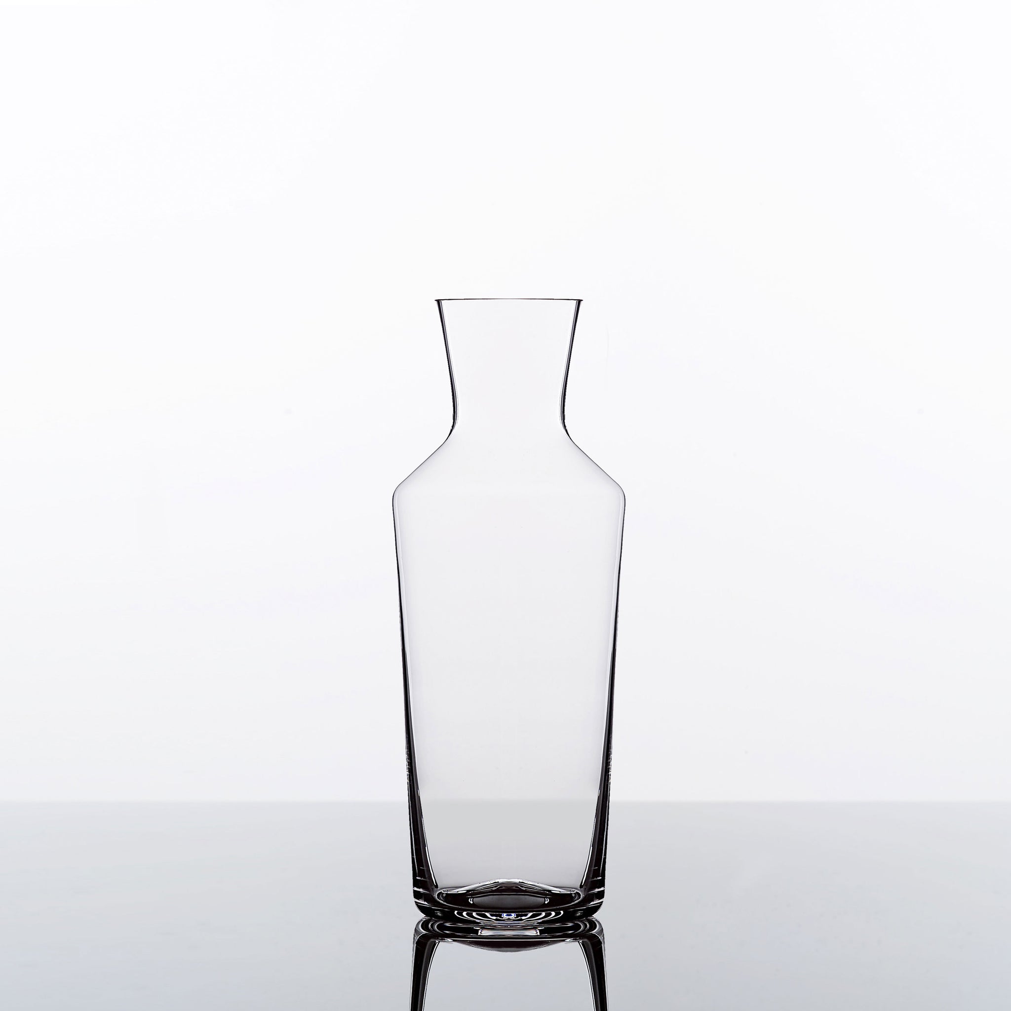 Zalto Karaffe No. 25 aus bleifreiem Kristallglas für Weißwein und Saft.